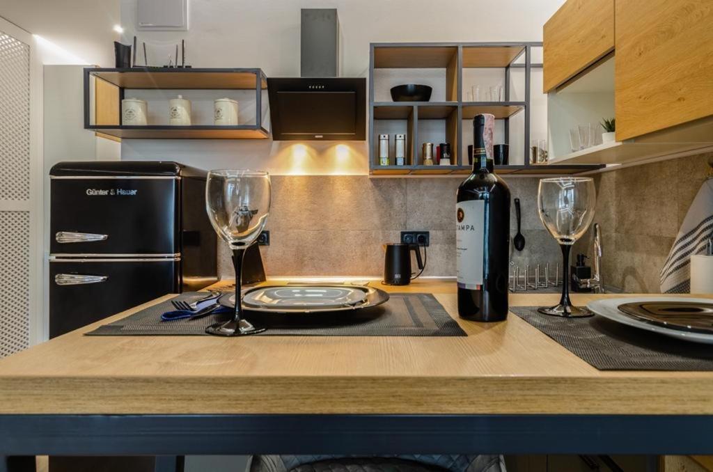 Апартаменты Modern Vip Smart. Киев Экстерьер фото