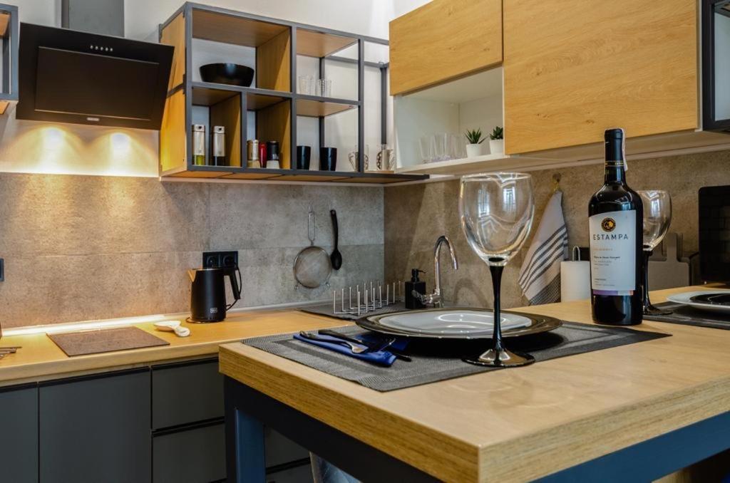 Апартаменты Modern Vip Smart. Киев Экстерьер фото